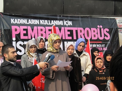 Kadınlara Özel Ulaşım Uygulamaları Yine Türkiye Gündeminde: Malatyada Pembe Trambüs Dönemi 14