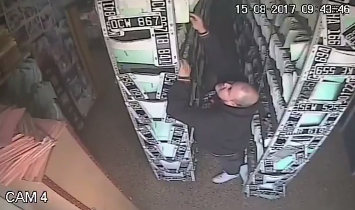 Birkaç Adet Dosya İçin Koca Arşivi Yerle Bir Eden Adam