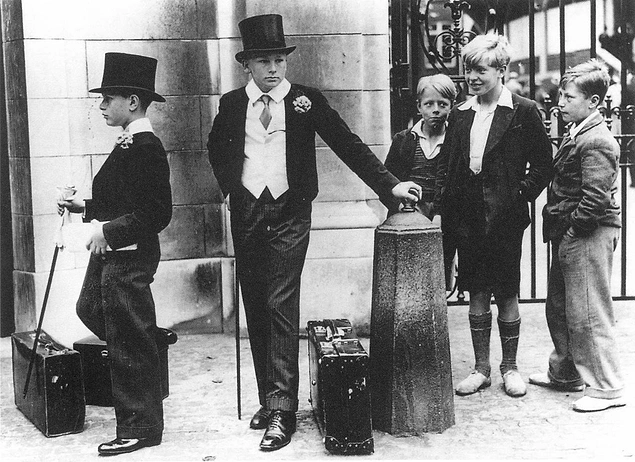 İngiltere'deki sınıf eşitsizliğini göz önüne seren bir kesit, 1937.