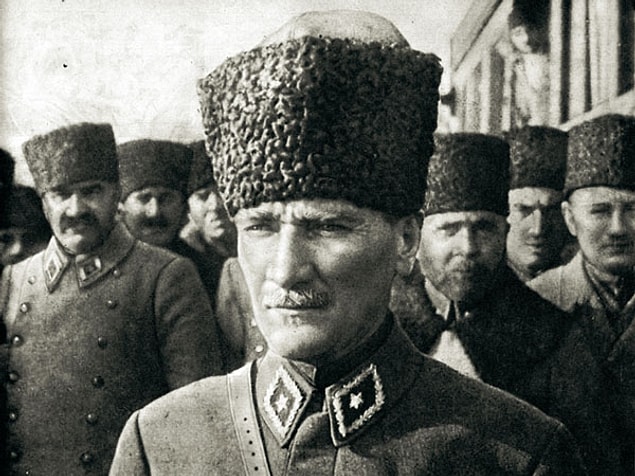 "Ho Şi Minh ve Gazi Mustafa Kemal gelecek nesillere güzel bir ülke emanet etti"