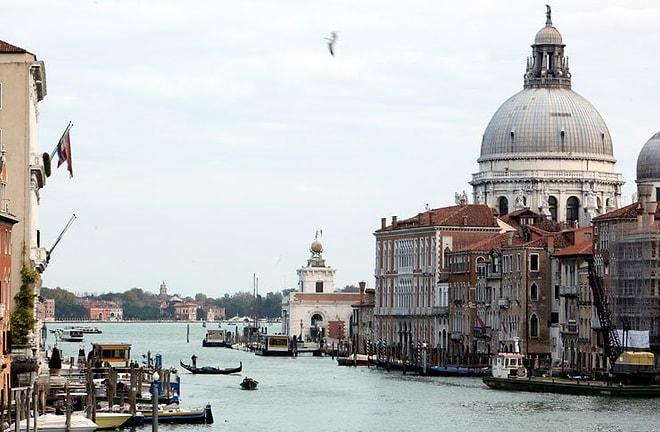 Venedik Valisi: 'Allahu Ekber' Diye Bağıran Herkes Vurulacak