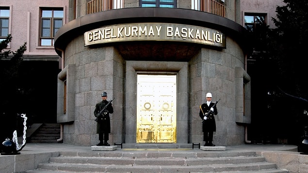 4. Dün gece yayımlanan KHK ile MİT'e TSK içerisinde istihbarat çalışması yapma yetkisi verildi.