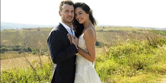 Dünya Güzelimiz, Dünya Evine Girdi! Azra Akın'ın Adeta Bir Kuğuya Dönüştüğü Zarif Düğünü