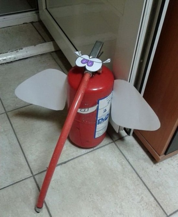 7. Веселый огнетушитель