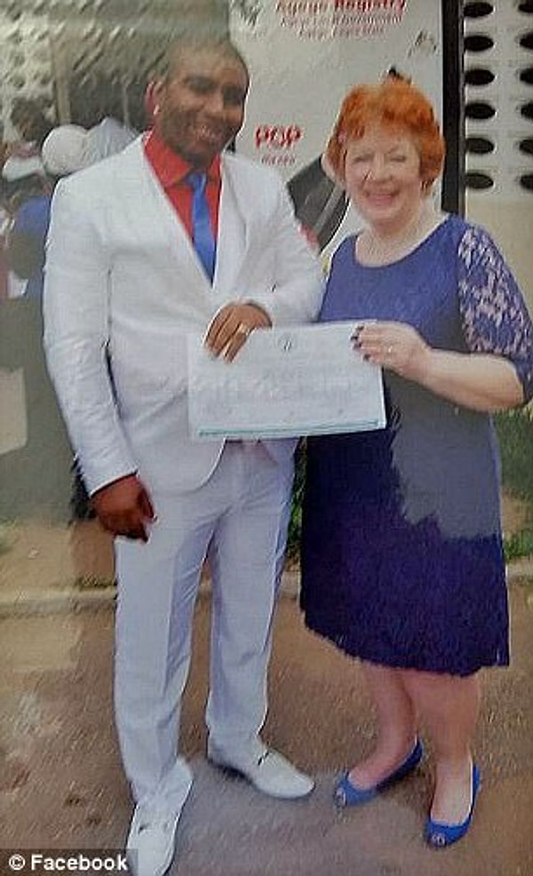 3. Несмотря на критику, Анджела утверждает, что этот брак – не мошенничество, ведь у нее нет денег, и она честно сообщила об этом Си-Джею с самого начала.