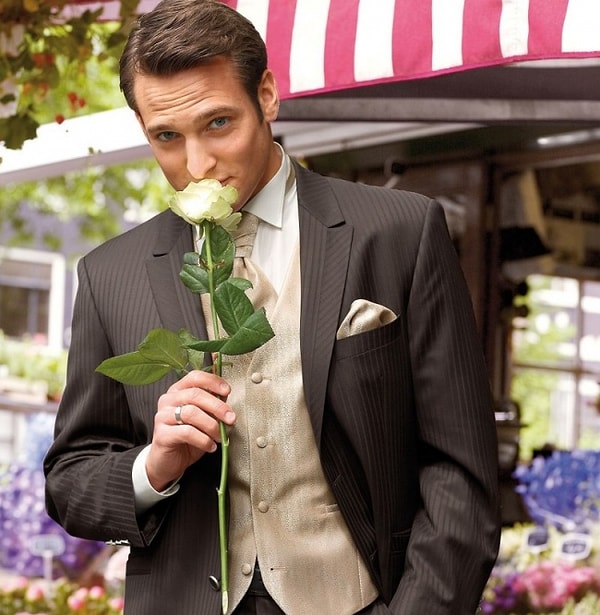 9. Можете ли вы назвать себя романтиком?