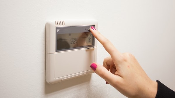 14. Спать в жарком помещении