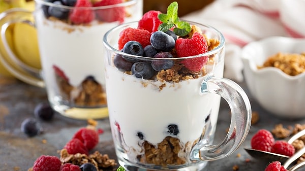 2. Фруктовый йогурт