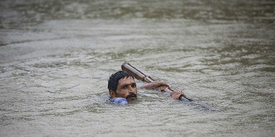 Эти 20 кошмарных фото наводнения в Южной Азии тронут вас до слёз😱