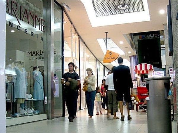 7. Вы бы попытались дотянуться до желтого знака?