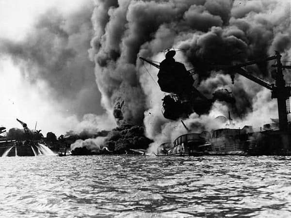 11. В каком году произошло нападение Японии на Перл-Харбор?
