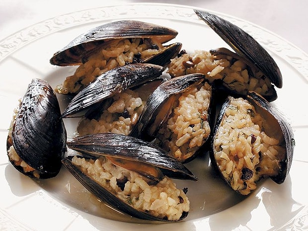 Midye dolma