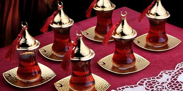 13. Her şeye hak ettiği değeri verirsiniz. Elbette çaya da