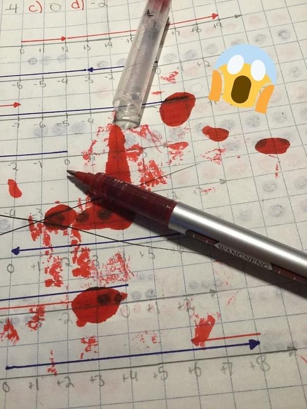 5. Herhangi bir yerinden mürekkep sızdıran bu kalemden daha sinir bozucu ne olabilir ki? 😤