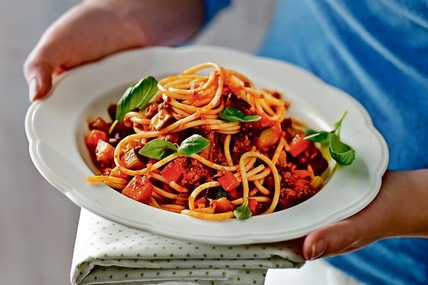 2. Пряные спагетти болоньезе