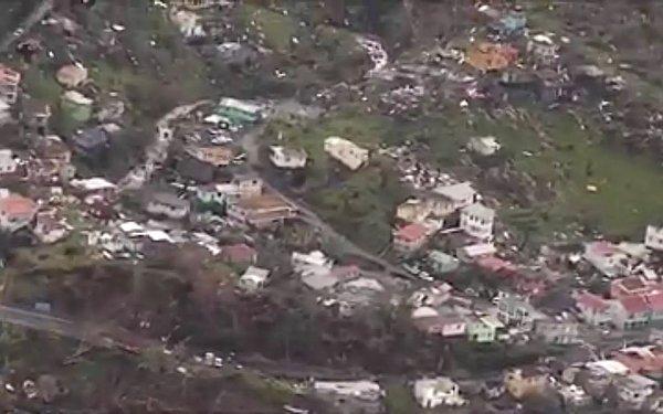 73.000 kişinin yaşadığı Dominica adasıyla ise iletişim tamamen koptu. Salı gününden bu yana adadan haber alınması imkansız.