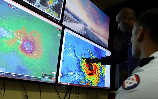 Yıkıp Geçiyor ve Hâlâ İlerliyor: Fotoğraflar ile Maria Kasırgası'nın Yarattığı Büyük Tahribat