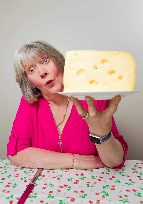 7. «Я даже не скучаю по сыру. Все это из-за того, что теперь я совсем другой человек. Я больше не чувствую себя медленной и вялой, у меня появилось столько энергии. А знакомые люди даже не узнают меня, встретив на улице».