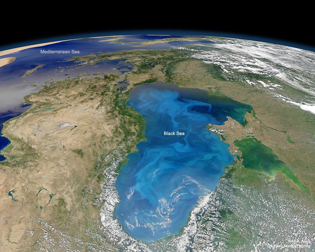 Черное море из космоса