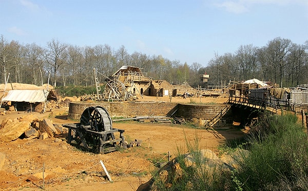 15. Вот как выглядел проект в самом начале