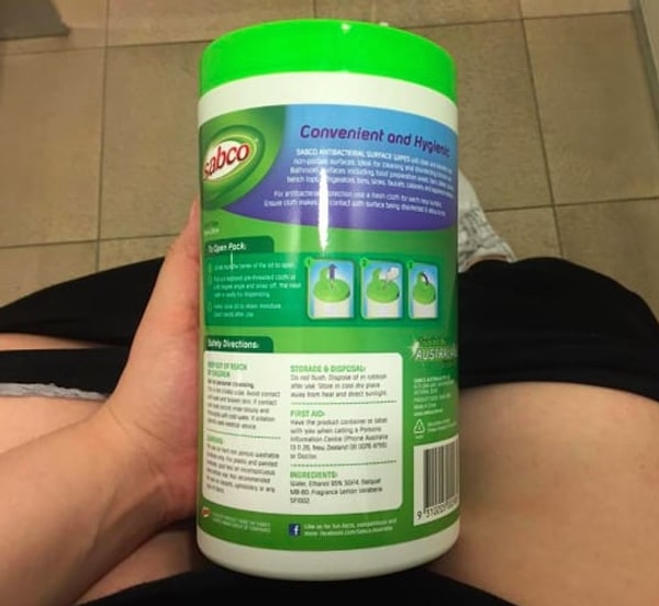 6. И, конечно же, изучать этикетки бытовой химии, когда в срочном порядке прибежал в туалет, а телефон взять с собой забыл...