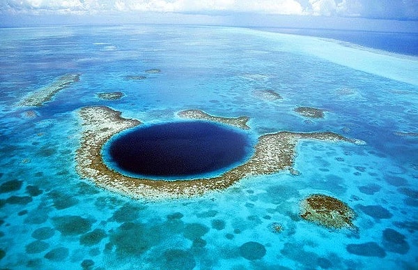 11. Самое глубокое место на Земле - это...