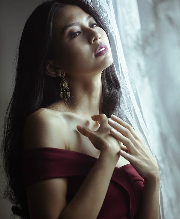 1. Если вы посмотрите на работы индонезийского фотографа Ахмада Зулкарнайна, но сами никогда не видели его самого, то вы вряд ли догадаетесь, что ему приходится использовать свой рот, чтобы включить камеру.