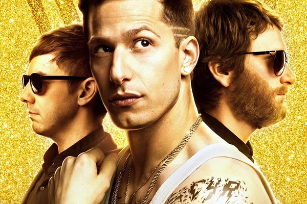 7. "Поп-звезда: не переставай, не останавливайся" - 2016 год