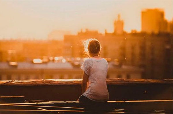 11. "Когда возвращаешься к событиям задним числом, представляется вероятным, что решающим, поворотным пунктом стала из ряда вон выходящая сцена."