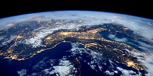 Astronomlar Uzayın Derinliklerinde Dünya’nın Milyarlarca Yıl Önceki Halini Gördüler!