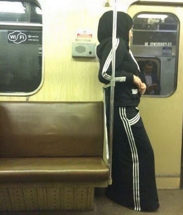 6. Когда хочешь угодить и Аллаху, и пацанам с района