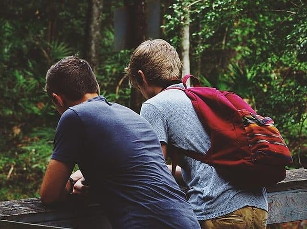 3. Ты всегда рядом с другом, когда...