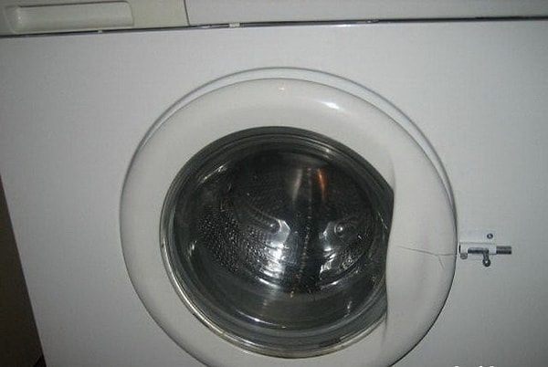 8. Шпингалет - наше все! Нет места, куда его нельзя было бы прикрутить :)