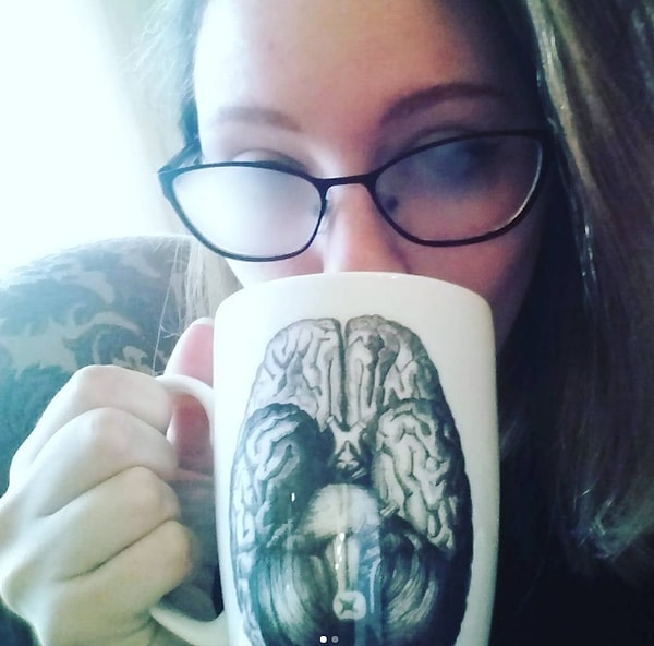 11. Они могут запотеть даже тогда, когда вы просто пьете чай или кофе