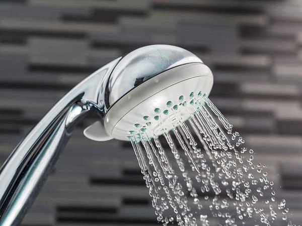 2. Обычно вы принимаете душ...