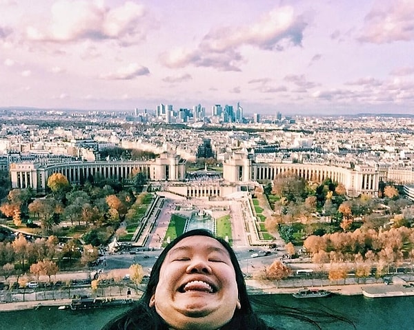 1. 21-летняя Мишель Лиу устала от постановочных фото, где девушки часами стараются выбрать нужный ракурс