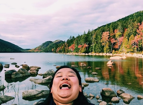 6. Лиу точно не приходится беспокоиться о том, как бы покрасивее встать, повернуть голову