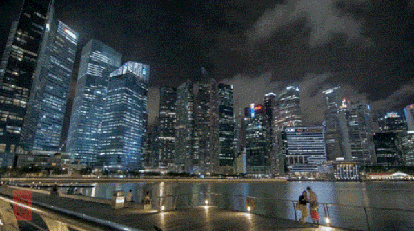 8. Günümüzün en “akıllı şehri” olarak kabul edilen; dünyanın en çok yazılımcı ve girişim sermayesi yatırımcısı bulunan şehirlerinden Singapur.