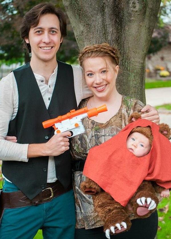 3. Хан, Лея и эвок в натуральную величину ("Звездные войны")