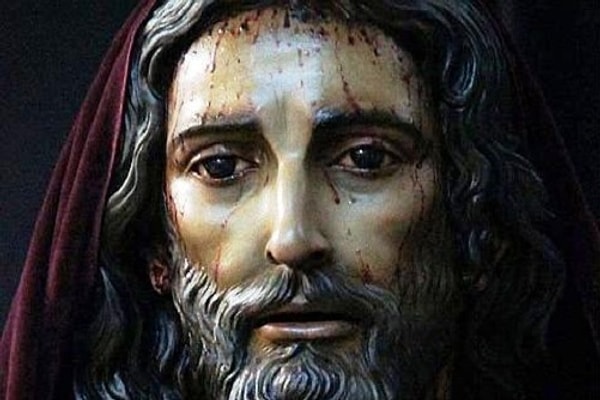 5. Однако упоминания о нем встречается еще в Библии, где говорится, что Иисус потел кровью.