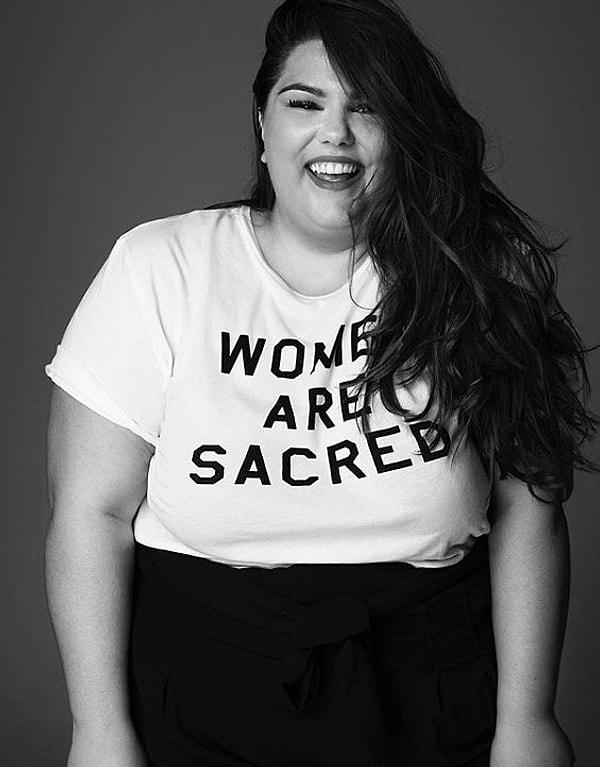 7. Мнения интернет-пользователей разделились: одни поблагодарили девушек за смелость и честность, другие же обвинили их в пропаганде нездорового образа жизни.