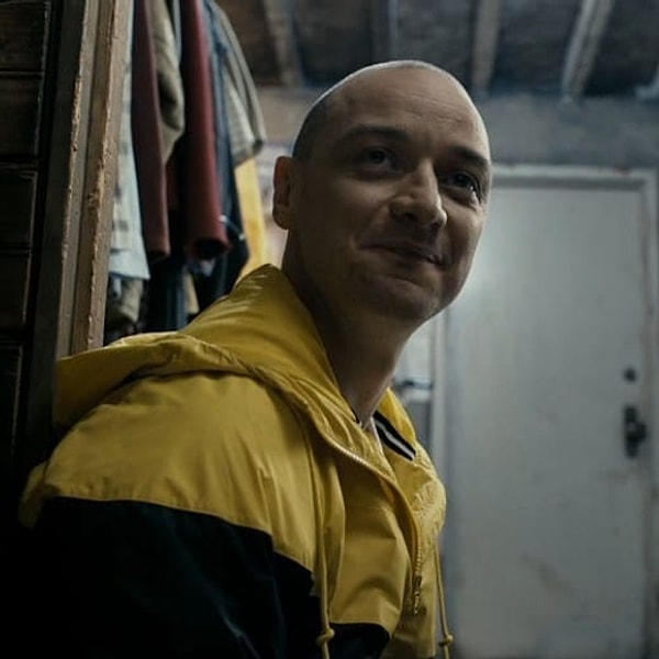 18. Сплит (2016), рейтинг фильма на Кинопоиске: 6.867