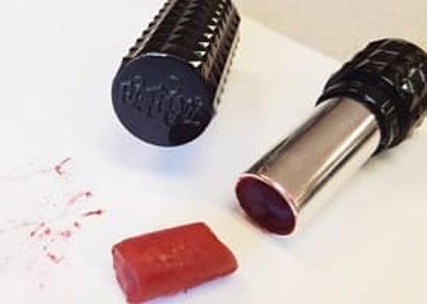 9. Ну и, конечно же, с помадой!