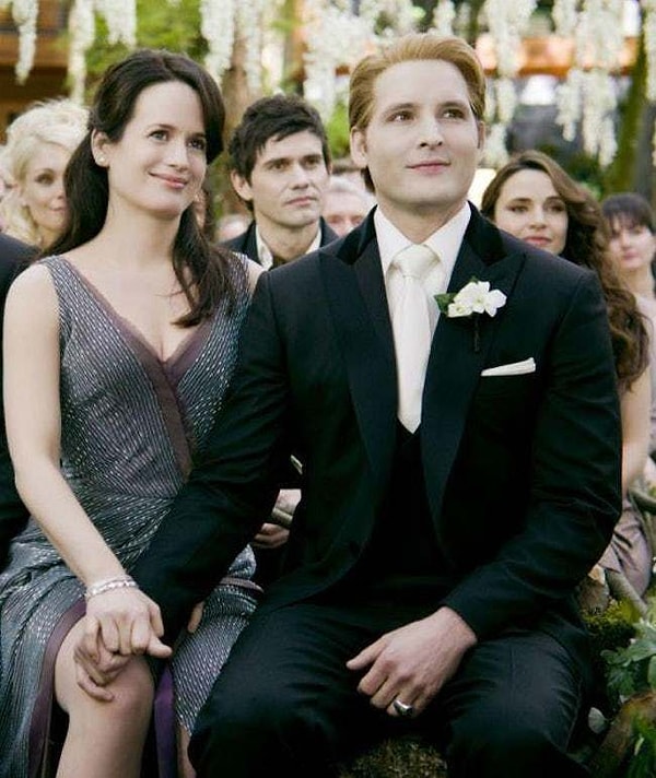 7. У Карлайла Каллена примерно $36 миллиардов