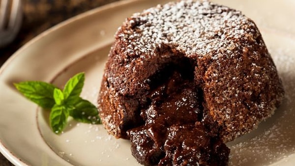 1. Шоколадный лава кейк