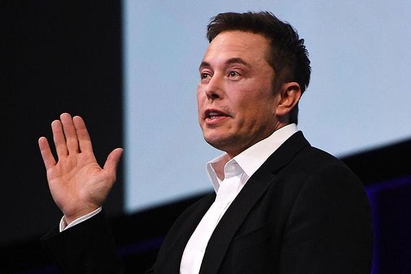 Onu çoğunlukla Tesla projesinde duyduk, bir yandan da SpaceX projesiyle dünya dışına yapılan çalışmaların da öncüsü.