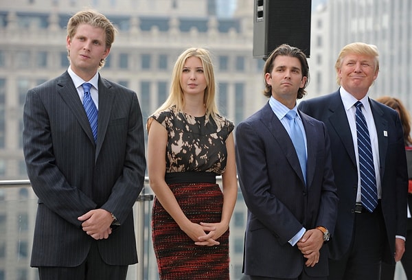 2. Согласно негласному правилу, члены семьи президента обычно не занимают официальных позиций в администрации...