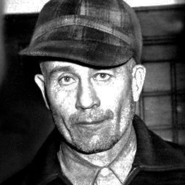 6. Серийный убийца Эд Гин стал вдохновителем создания серии фильмов о Ганнибале Лектере.