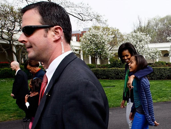 37. Детей президента всегда и всюду сопровождает Секретная служба США