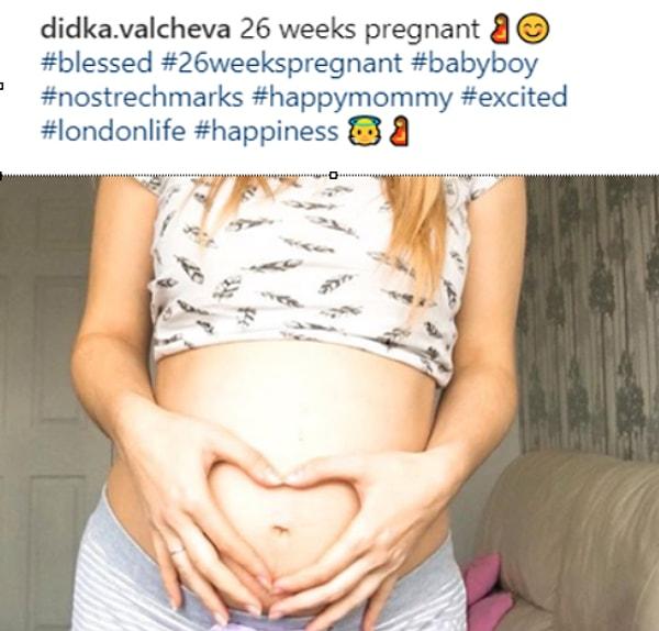 6. Fotoğrafların altında düzenli olarak kaç haftalık hamile olduğunun belirtilmesi.